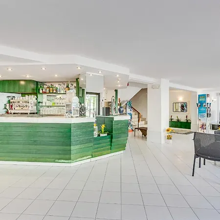 Costaverde 3* Чезенатико