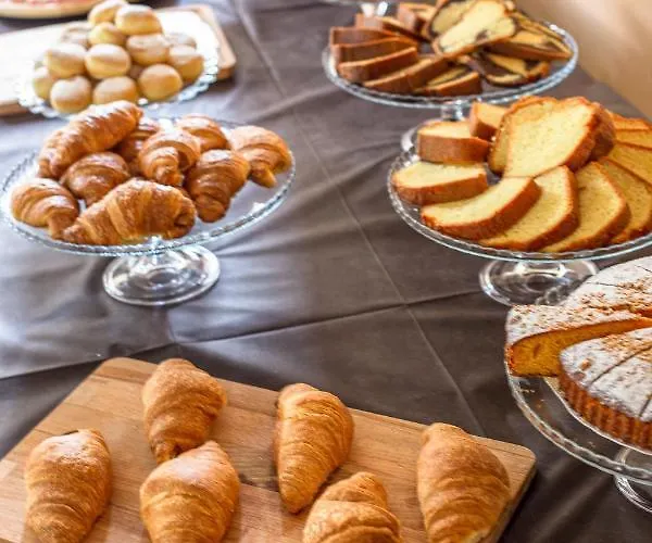 فندق Costaverde 3*